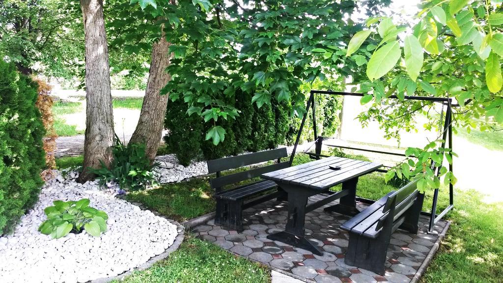 Apartment Lipa Irinovac Pokoj fotografie